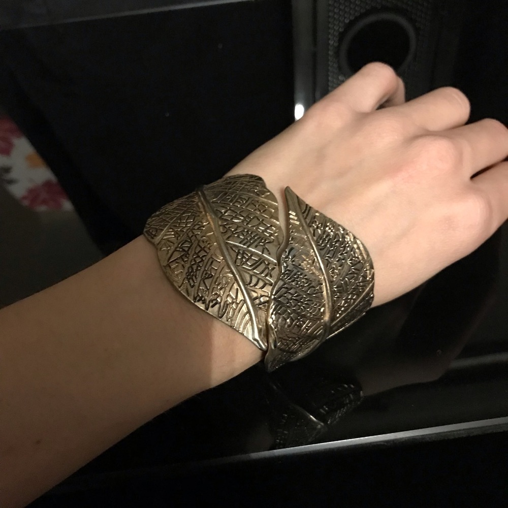 Bracelet - Picture 3 of 3